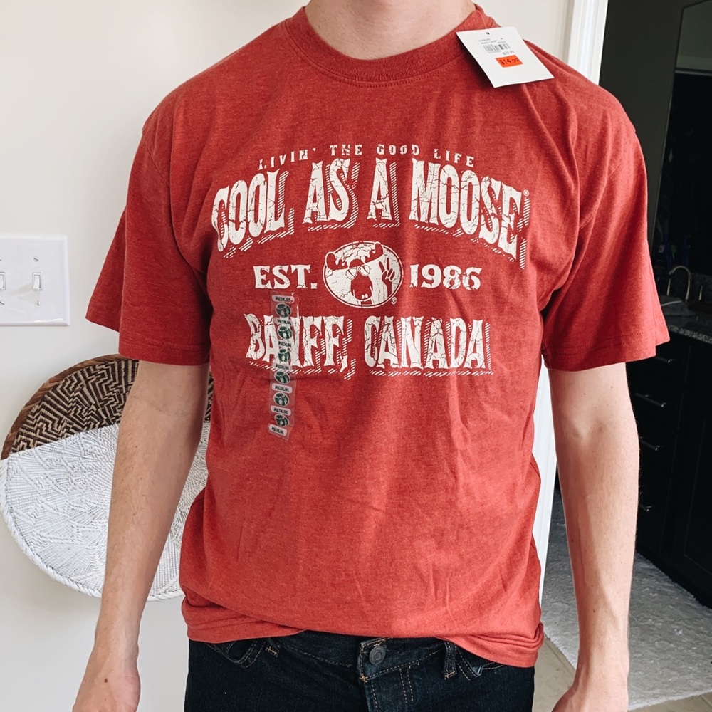 💀BOGO FREE Banff Canada Moose Tee Shirt